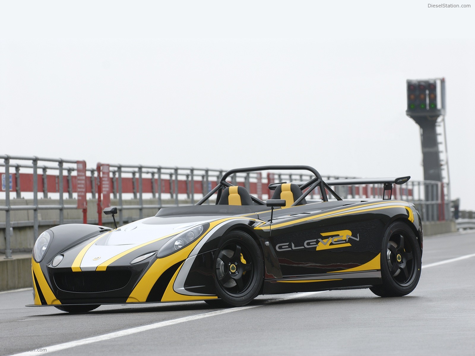 Lotus 2 Eleven